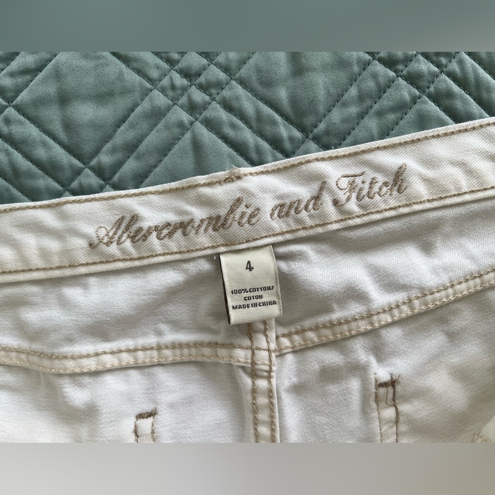 Abercrombie & Fitch White Distressed Denim Shorts - Picture 5 of 9